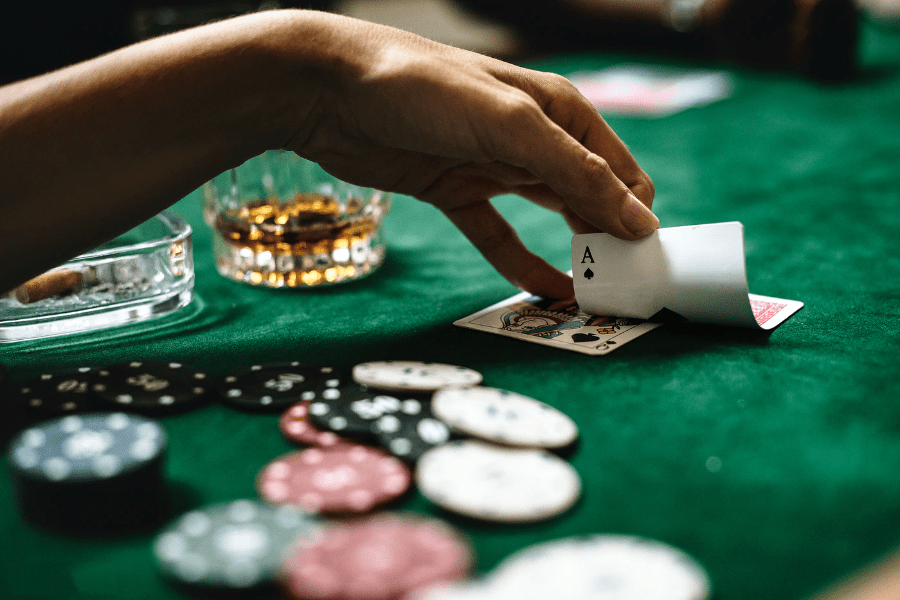 4 cách để làm chủ cuộc chơi Blackjack dễ dàng hơn